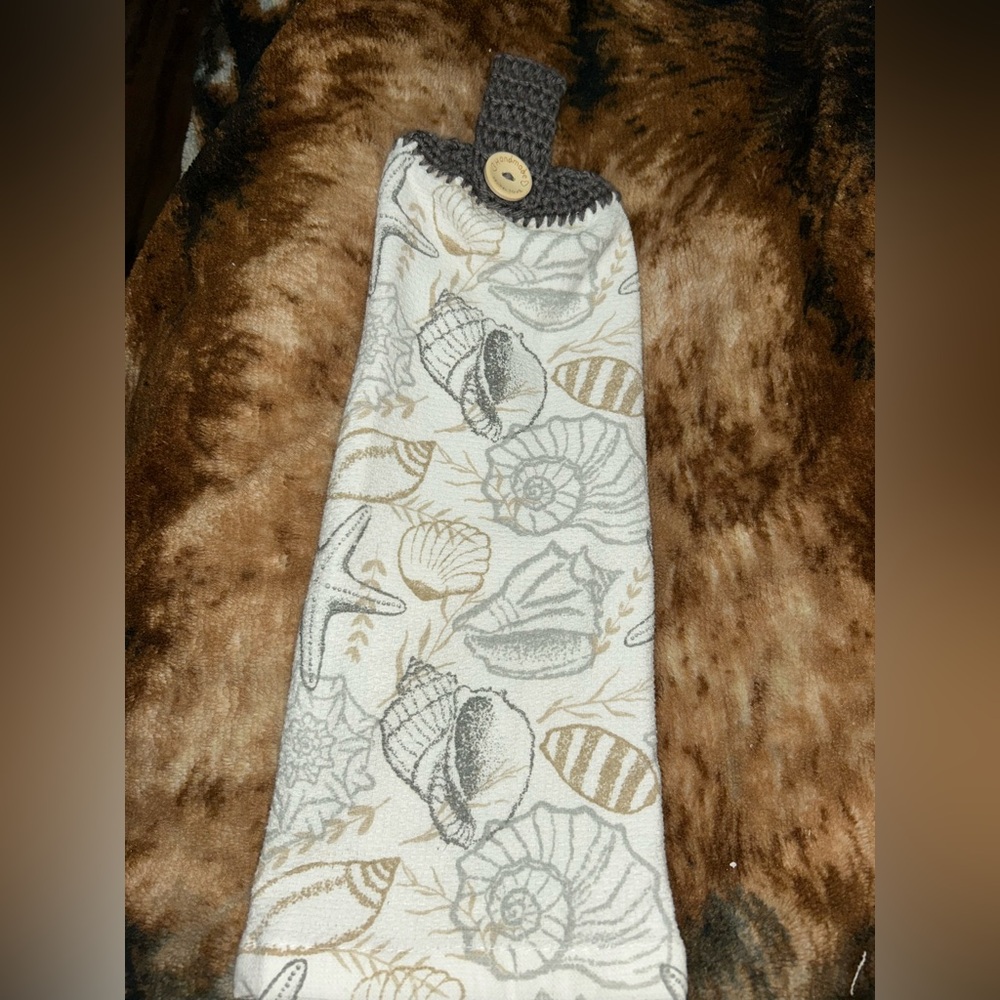 Seashell Hanging Towel